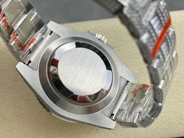 AMG Factory Rolex Submariner Date 116610 40mm Green&White Diamond Bezel Full 904L&Diamond Green Word Pin Diamond Dial - Image 8