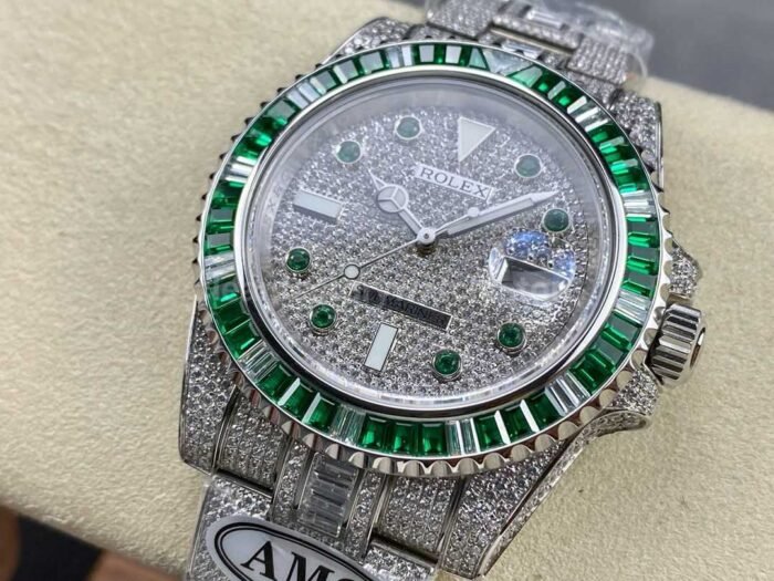AMG Factory Rolex Submariner Date 116610 40mm Green&White Diamond Bezel Full 904L&Diamond Green Word Pin Diamond Dial - Image 3