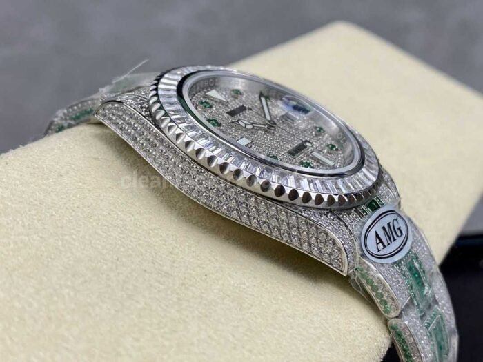 AMG Factory Rolex Submariner Date 116610 40mm White Diamond Bezel Full 904LGreen Diamond 8 Super Clone Watch,Clean Factory Watch