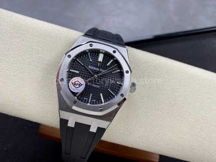 APS Factory Audemars Piguet Royal Oak Selfwinding 15400 41mm Steel Rubber Strap Black Dial 2 Super Clone Watch,Clean Factory Watch