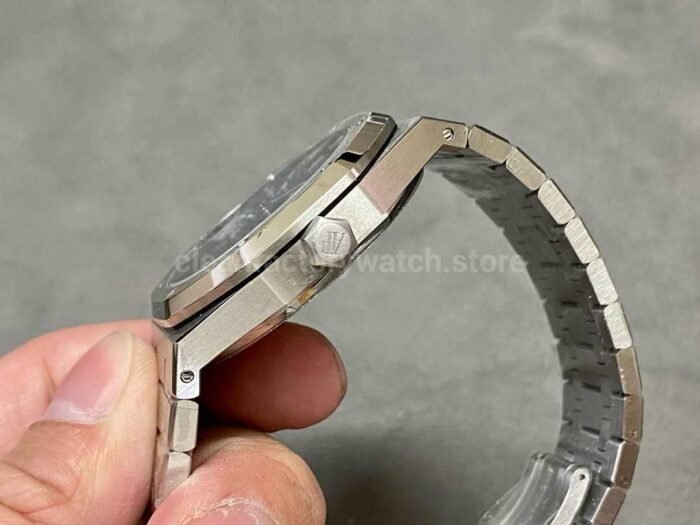 APS Factory Audemars Piguet Royal Oak Selfwinding 41mm 15400ST.OO .1220ST.01 Blue Dial 6 Super Clone Watch,Clean Factory Watch