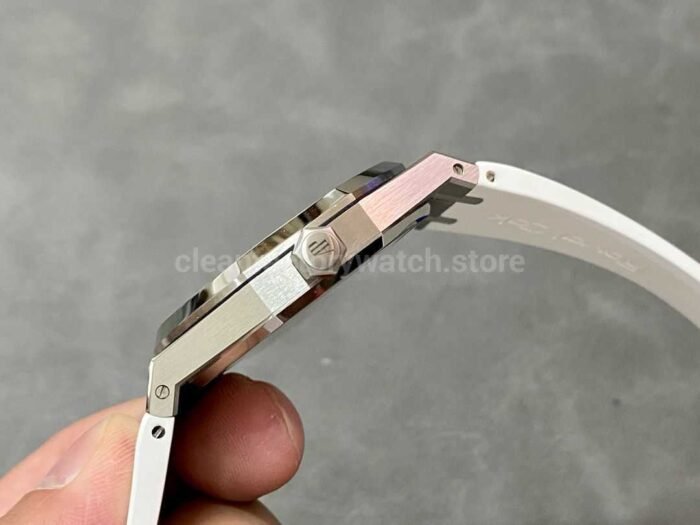 APS Factory Audemars Piguet Royal Oak Selfwinding 41mm 15400ST.OO .1220ST.04 Rubber Stra 9 Super Clone Watch,Clean Factory Watch