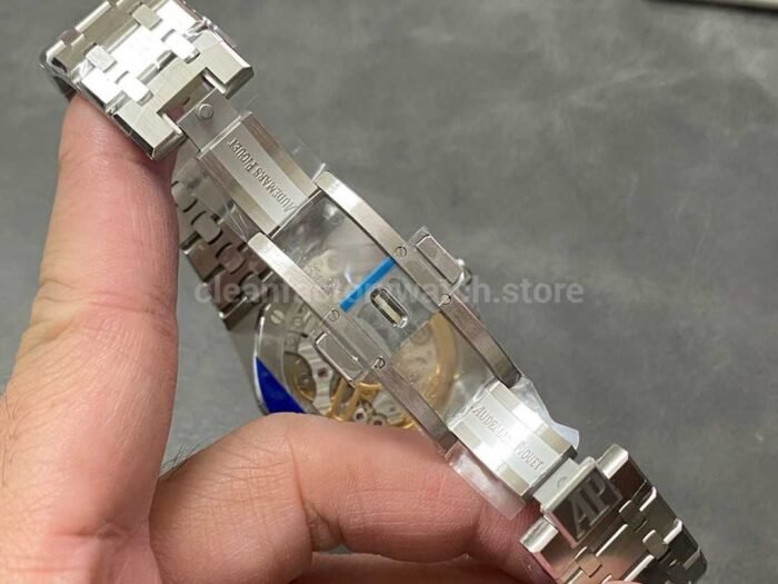 APS Factory Audemars Piguet Royal Oak Selfwinding 41mm 15500ST.OO.1220ST.04 Silver Dial - Image 9