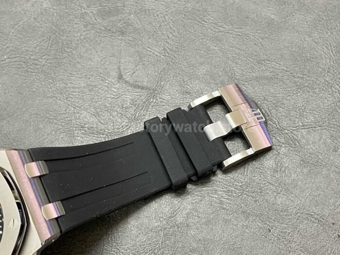 APS Factory Audemars Piguet Royal Oak Selfwinding 42mm 15710ST.OO.A002CA.01 Rubber Strap Black Dial - Image 8