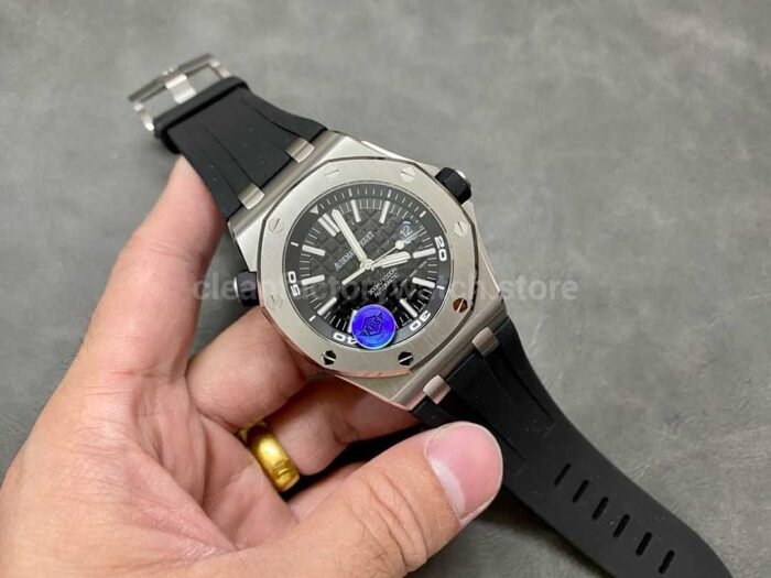 APS Factory Audemars Piguet Royal Oak Selfwinding 42mm 15710ST.OO.A002CA.01 Rubber Strap Black Dial - Image 4