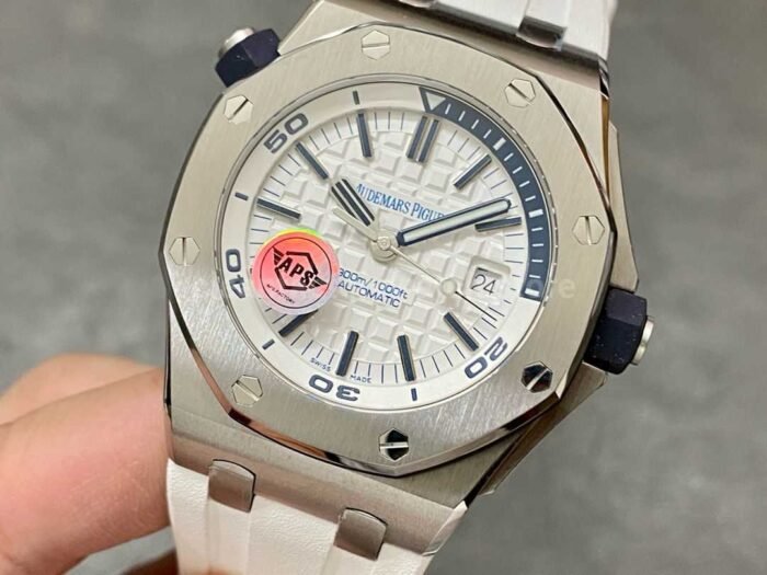 APS Factory Audemars Piguet Royal Oak Selfwinding 42mm 15710ST.OO .A002CA.02 Rubber Strap 6 Super Clone Watch,Clean Factory Watch