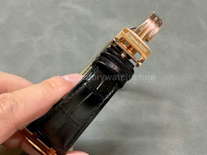 APS Factory Counterweight Audemars Piguet Royal Oak Selfwinding 41mm 15400O 8 Super Clone Watch,Clean Factory Watch