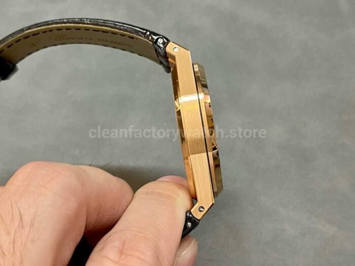 APS Factory Counterweight Audemars Piguet Royal Oak Selfwinding 41mm 15400OR 1 Super Clone Watch,Clean Factory Watch