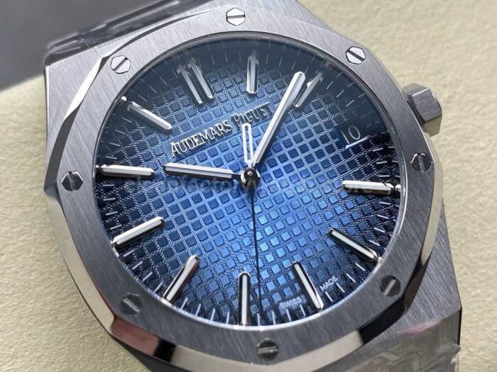 APW Factory Audemars Piguet Royal Oak 15510BCOO1320BC02 41mm Full Steel Light Blue Dial 6 Super Clone Watch,Clean Factory Watch