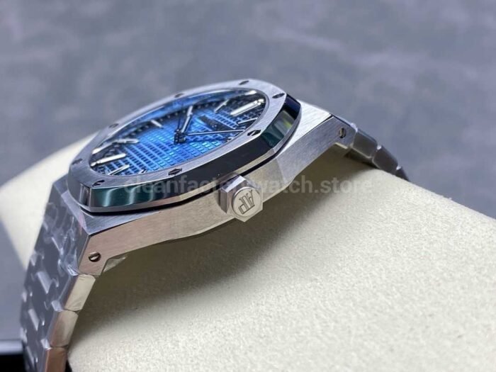 APW Factory Audemars Piguet Royal Oak 15510BCOO1320BC02 41mm Full Steel Light Blue Dial 7 Super Clone Watch,Clean Factory Watch