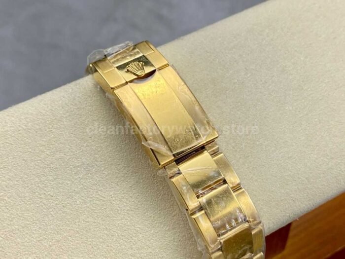 KF Factory Rolex Yacht Master II 116688 0002 44mm Full Gold White Dial 6 Super Clone Watch,Clean Factory Watch