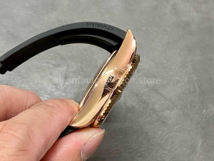 Noob Factory Rolex Sky Dweller 336235 0003 42mm Rose Gold Rubber Strap White Dial 5 Super Clone Watch,Clean Factory Watch