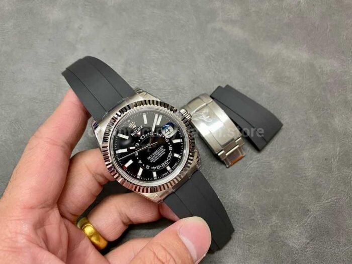 Noob Factory Rolex Sky Dweller 336239 0002 42mm White Gold Rubber Strap Black Dial 1 Super Clone Watch,Clean Factory Watch