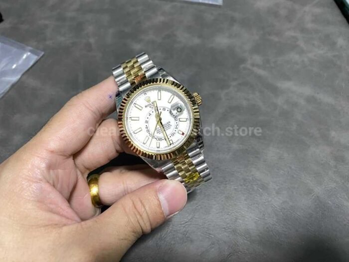 Noob Factory Rolex Sky Dweller 336933 0006 42mm Half Yellow Gold White Dial Jubilee 7 Super Clone Watch,Clean Factory Watch