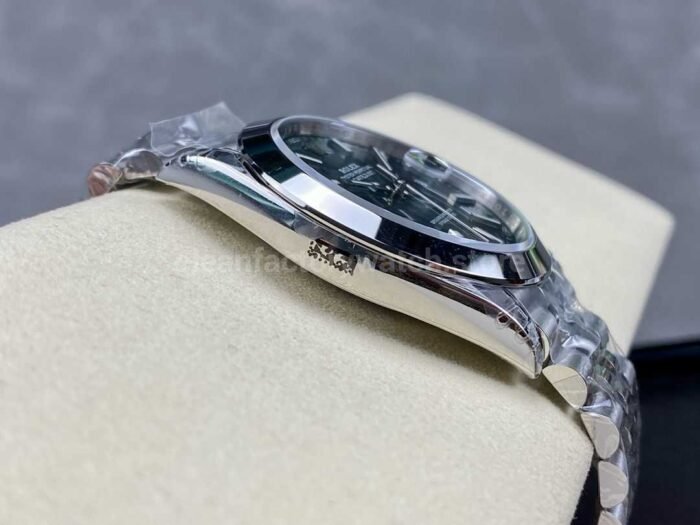 VS Factory Rolex Datejust 126300 0020 41mm Smooth Bezel Full 904L Mint Green Dial Jubilee 7 Super Clone Watch,Clean Factory Watch