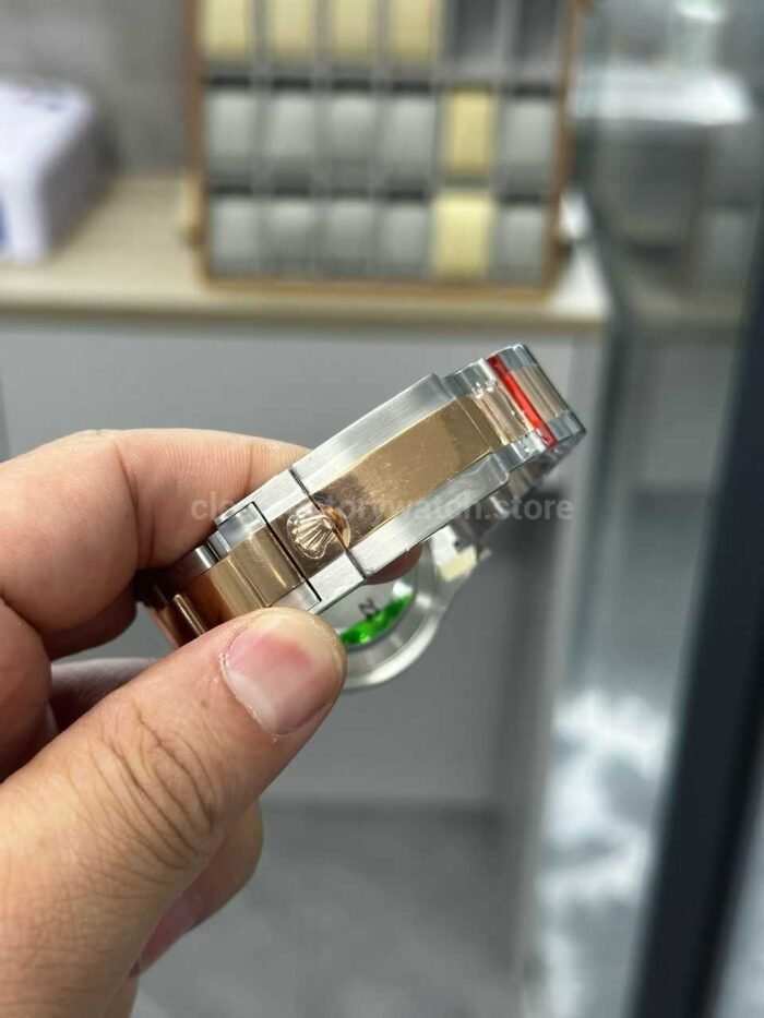 VS Factory Rolex Yacht-Master 126621-0001 40mm Half Rose Gold Brown Dial - Image 6