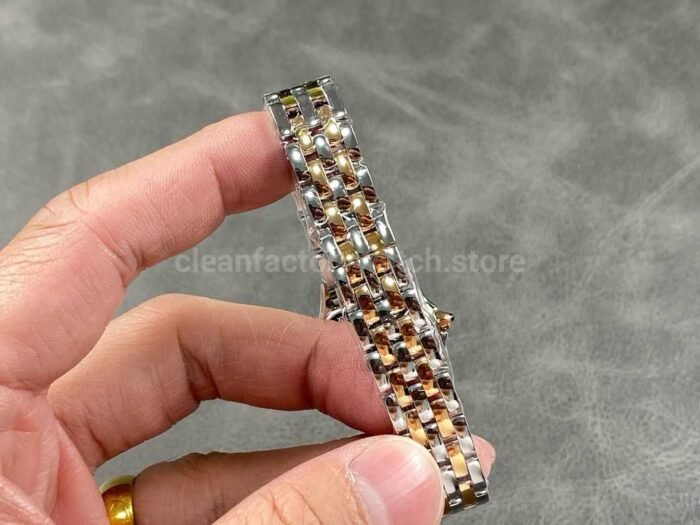 AF Factory Cartier Panthere W3PN0006 22mm Diamond Bezel Half Gold Roman Numerals Silver Dial 5 Super Clone Watch,Clean Factory Watch