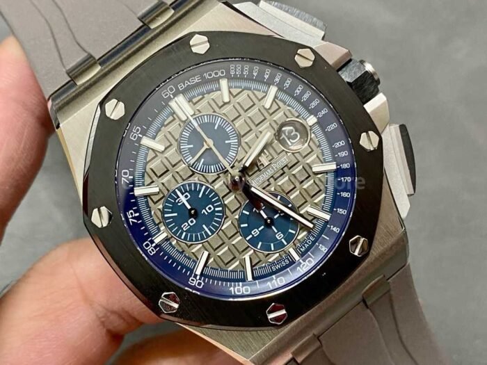 APF Factory Audemars Piguet Royal Oak Offshore Chronograph 26405CG.OO.A004CA.01 42mm Steel Rubber Strap Grey Dial - Image 2