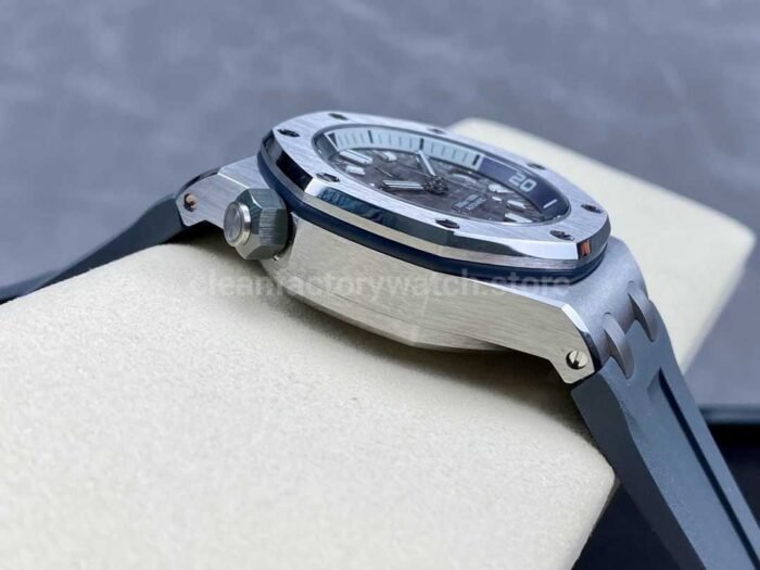 APF Factory Audemars Piguet Royal Oak Offshore Diver 15720ST.OO .A009CA.01 42mm S 7 1 Super Clone Watch,Clean Factory Watch