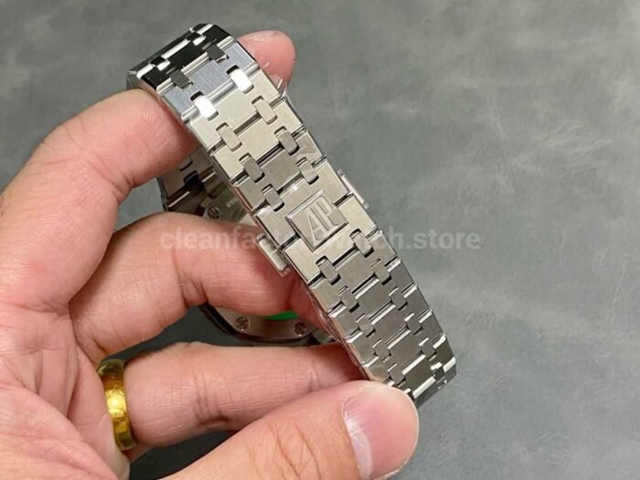 BF Factory Audemars Piguet Royal Oak Chronograph 26331ST.OO .1220ST.01 41mm Full St 6 Super Clone Watch,Clean Factory Watch