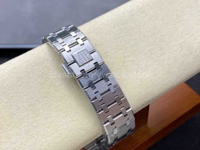 BF Factory Audemars Piguet Royal Oak Chronograph 26331ST.OO.1220ST.03 41mm Full Steel Black Eye Silver Dial - Image 9
