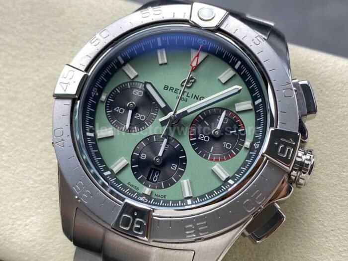 BLS Factory Breitling Avenger B01 Chronograph AB0147101L1A1 44mm Full Steel Green Dial 6 Super Clone Watch,Clean Factory Watch