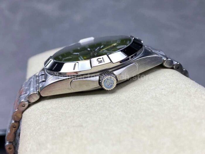BLS Factory Breitling Chronomat GMT A32398A11L1A 40mm Yellow GMT Needle Full Steel L 8 Super Clone Watch,Clean Factory Watch