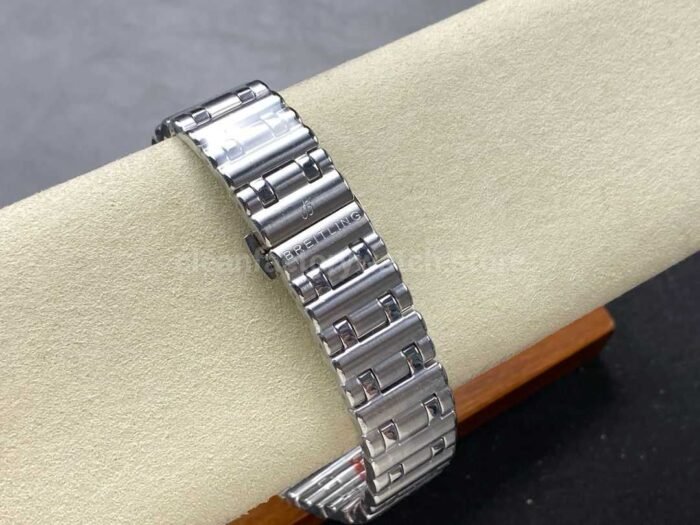 BLS Factory Breitling Chronomat GMT P32398101C1S2 40mm Light Blue GMT Needle F 6 Super Clone Watch,Clean Factory Watch