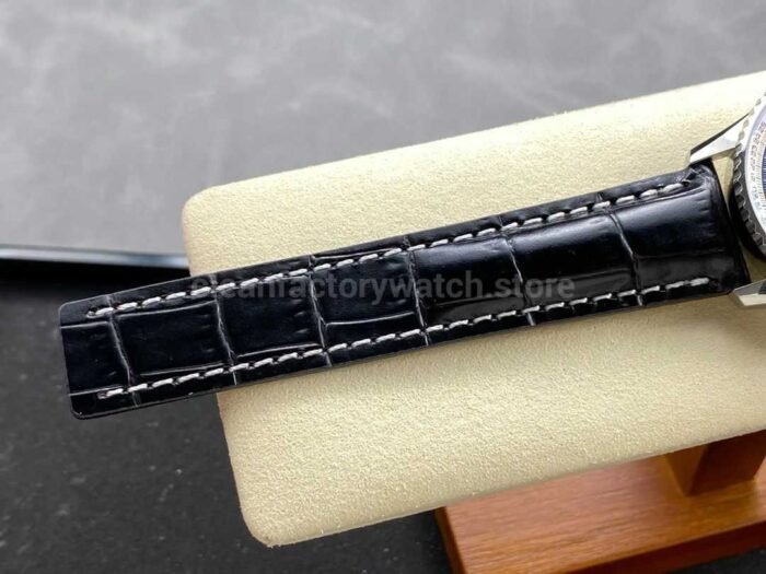 BLS Factory Breitling Navitimer B01Chronograph AB0121211C1P1 43mm S 3 Super Clone Watch,Clean Factory Watch