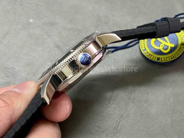 BLS Factory Breitling Superocean Heritage 42 LAB2010121L1S1 42mm Steel Rubber Strap Green Dial - Image 6