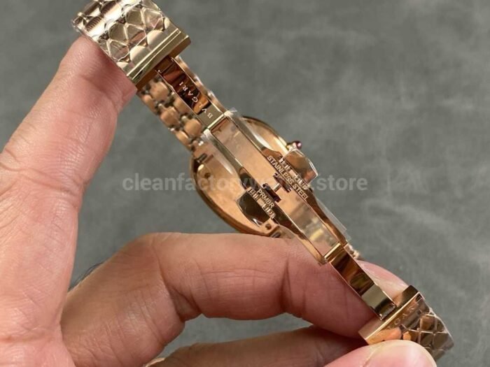 BV Factory Bvlgari Quartz Serpenti 103948 33mm Full Steel，Rose Gold Roman Numerals Black solid Dial 8 Super Clone Watch,Clean Factory Watch