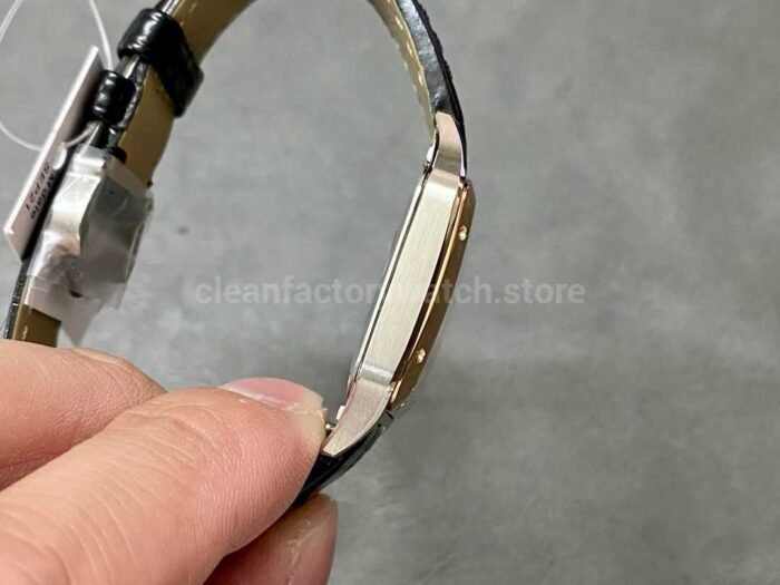 F1 Factory Cartier Santos Dumont W2SA0012 27.5mm Steel Leather Strap Roman Numerals Silver Dial 9 Super Clone Watch,Clean Factory Watch