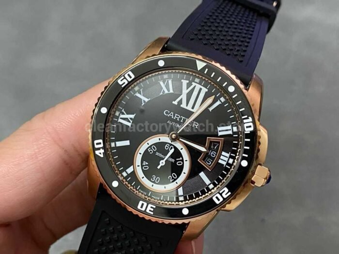 F5 Factory Cartier Calibre de Cartier Diver W7100052 42mm Rose Gold Rubber Strap Roman Numerals Black 1 Super Clone Watch,Clean Factory Watch