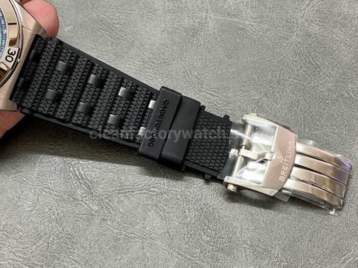 TF Factory Breitling Chronomat 42 AB01343A1L1A1 42mm Steel Rubber Strap Green Dial 1 Super Clone Watch,Clean Factory Watch