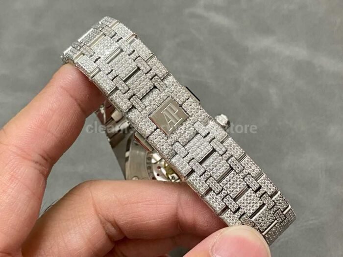 AMG Factory Audemars Piguet Royal Oak Selfwinding 15400 41mm Full DiamondSteel，Diamond Dial 1 3 Super Clone Watch,Clean Factory Watch