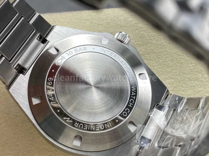 GH Factory IWC Ingenieur Automatic IW323904 40mm Full Steel White Dial 5 Super Clone Watch,Clean Factory Watch