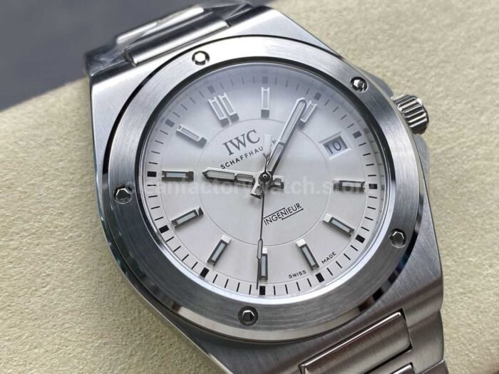 GH Factory IWC Ingenieur Automatic IW323904 40mm Full Steel White Dial 9 Super Clone Watch,Clean Factory Watch