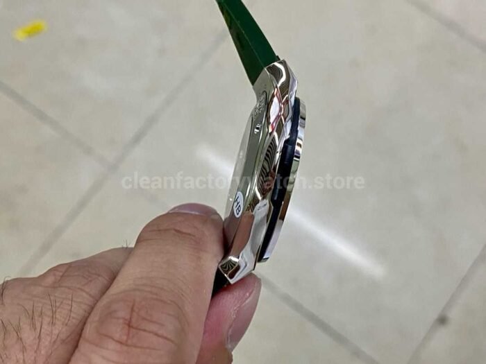 HB Factory Hublot Classic Fusion 565.NX .8970.RX 38mm Rubber Strap Green Dial 3 Super Clone Watch,Clean Factory Watch