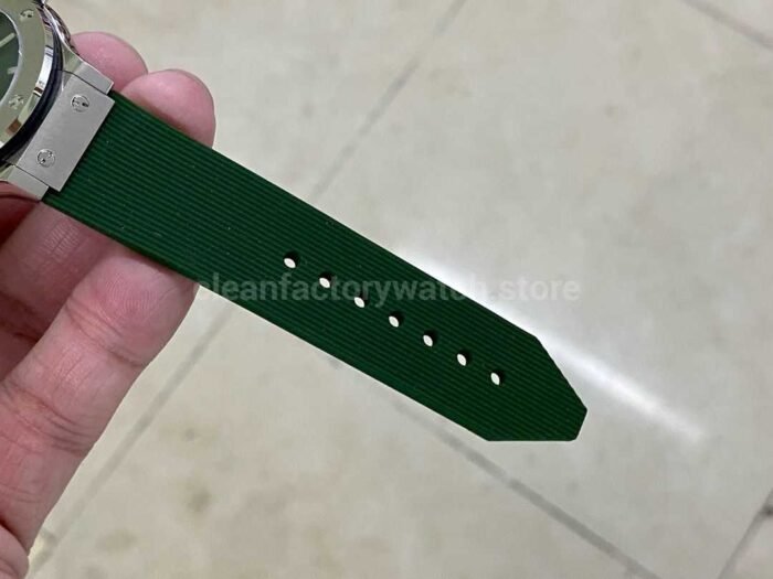 HB Factory Hublot Classic Fusion 565.NX .8970.RX 38mm Rubber Strap Green Dial 6 Super Clone Watch,Clean Factory Watch