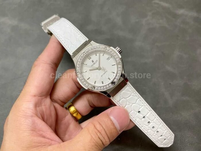 HB Factory Hublot Classic Fusion 582.NX .2610.RX .1204 38mm Diamond Bezel Steel Leather 8 Super Clone Watch,Clean Factory Watch