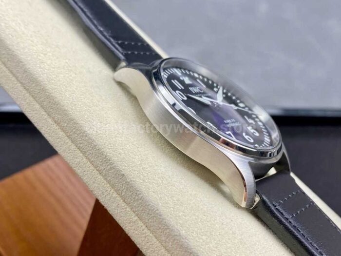 MFactory IWC Pilot Mark IW328201 40mm Steel Leather Strap Arabic Numerals Black Dial 7 Super Clone Watch,Clean Factory Watch