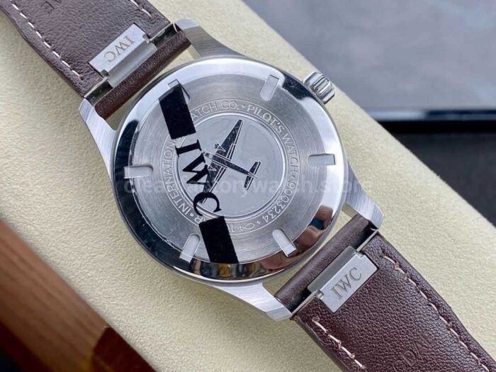 MFactory IWC Pilot Mark IW328205 40mm Steel Leather Strap Arabic Numerals Green Dial 3 Super Clone Watch,Clean Factory Watch