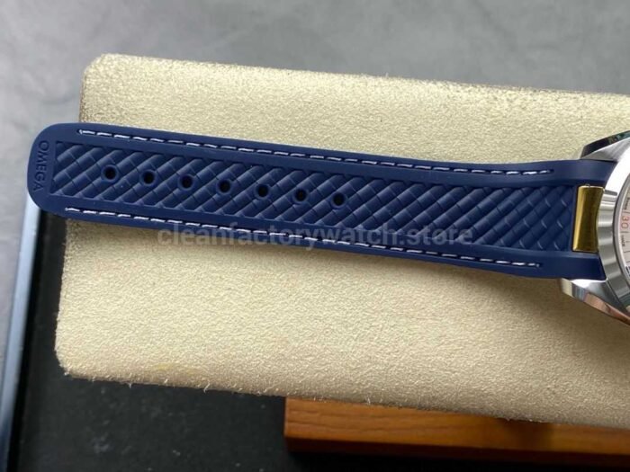 N1 Factory Omega Seamaster Aqua Terra Master Co-Axial Chronometer 220.12.41.21.02.004 41.5mm Steel Rubber Strap White Dial - Image 9