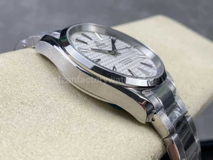 N1 Factory Omega Seamaster Aqua Terra Master Co Axial Chronometer 220.10.41.2 9 Super Clone Watch,Clean Factory Watch