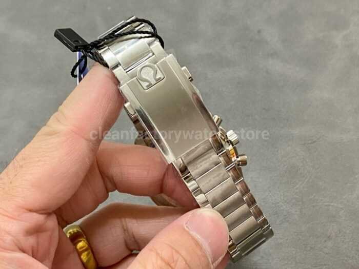 N1 Factory Omega Speedmaster Silver Snoopy Award 50th Anniversary 310.32.42.50.0 3 Super Clone Watch,Clean Factory Watch