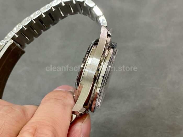 N1 Factory Omega Speedmaster Silver Snoopy Award 50th Anniversary 310.32.42.50.0 4 Super Clone Watch,Clean Factory Watch