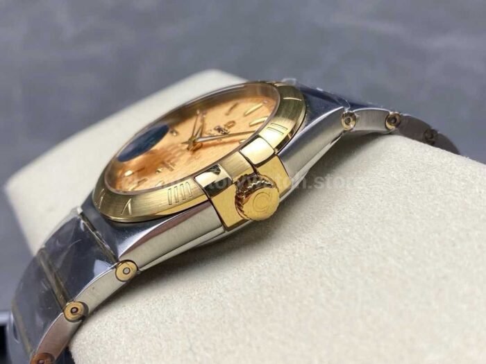 OM+ Factory Omega Constellation Men 123.20.38.21.08.002 38mm Gold/Steel Gold Dial - Image 6