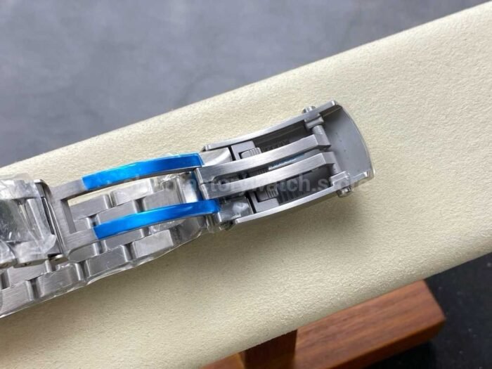 TF Factory Breitling Superocean A17375211I1A1 44mm Black Bezel Full Steel Yellow Dial 4 Super Clone Watch,Clean Factory Watch
