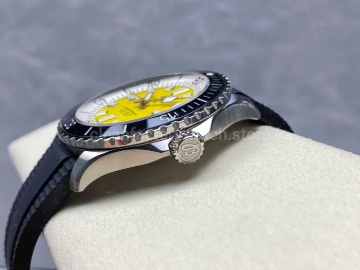 TF Factory Breitling Superocean A17375211I1S1 44mm Black Bezel Steel Black Rubber Strap Yellow 6 Super Clone Watch,Clean Factory Watch