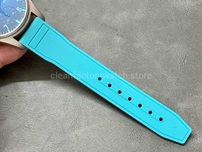 TW Factory IWC Pilot Chronograph IW388108 41mm Rubber Strap Blue Arabic Numerals Black Dial 4 Super Clone Watch,Clean Factory Watch